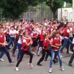 Demonstratii ale copiilor la ceremoniile SETS 1